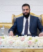 أحمد الشرع يقدم التعازي في ضحايا حادث طريق دمشق - ديرالزور
