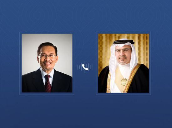 هاتفياً.. ولي العهد البحريني ورئيس وزراء ماليزيا يبحثان التطورات في المنطقة