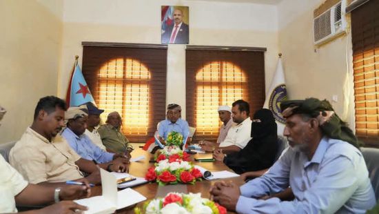 انتقالي سقطرى يستكمل ترتيبات مسيرة الخميس ويرفض المكونات الكرتونية