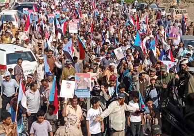 الاصطفاف الوطني خلف الرئيس الزُبيدي.. الركيزة الاستراتيجية لاستكمال التحرير وبناء الدولة
