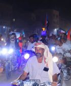 حراك شعبي بتريم تنديدا بتدهور المعيشة ويُجدد التفويض للرئيس الزُبيدي