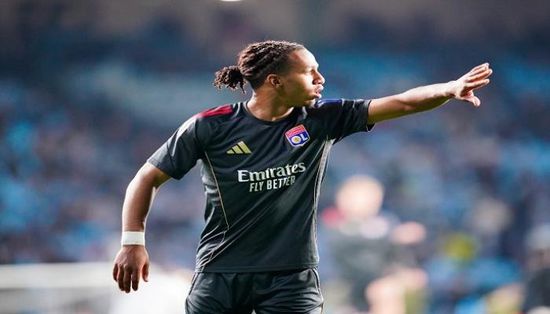 ستيف كانغو.. موهبة ليون على رادار منتخب الجزائر