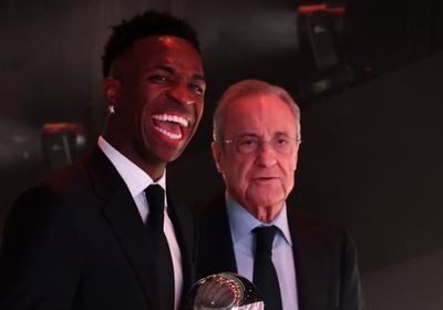 ريال مدريد يمنح فينيسيوس مهلة أخيرة لحسم مستقبله