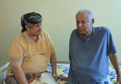 الحالمي يزور اللواء أحمد سالم عبيد ويثمن مسيرته الوطنية والنضالية