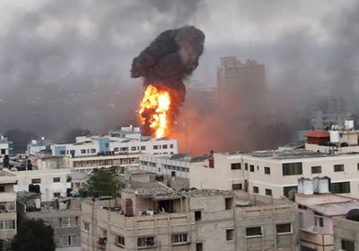 قتيلان في غارة إسرائيلية استهدفت منزلًا بدير البلح