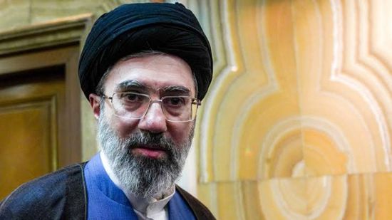 إيران: لا مفاوضات مع أمريكا دون إذن مجتبى خامنئي