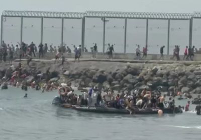 مصرع 72 شخصا على الأقل خلال تدفّق المهاجرين إلى جيب سبتة الإسباني