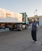 دخول 5 قوافل مساعدات إماراتية إلى قطاع غزة