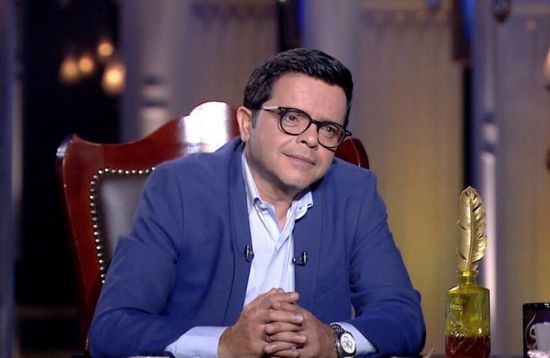 بعد وفاة شقيقه.. إلغاء العرض الخاص لفيلم محمد هنيدي الجديد