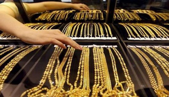 ارتفاع أسعار الذهب وسط تراجع الدولار والتطورات الجيوسياسية