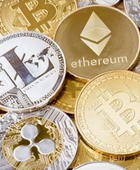 تراجعات محدودة للعملات المشفرة وسط ترقب للبيانات الأمريكية