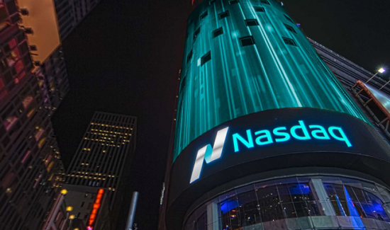 مؤشر ناسداك 100 يربح 3.5 تريليون دولار في 4 جلسات