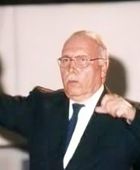 وفاة المايسترو العراقي عبد الرزاق العزاوي عن 84 عامًا