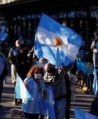 آلاف الأرجنتينيين يتظاهرون ضد مشروع قانون يسهل شراء الأجانب للأراضي