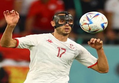 إشبيلية يقترب من ضم إلياس السخيري بعد استبعاده