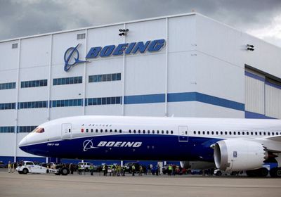 سهم "بوينج" يقفز 8% عقب حصول طائرة "737 ماكس 7" على الاعتماد