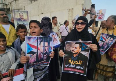 وقفة احتجاجية أمام سجن المنصورة تطالب بإطلاق سراح المقرحي