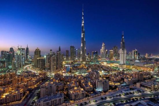 دبي وهونغ كونغ تعززان شراكتهما لدفع التمويل المناخي عالمياً