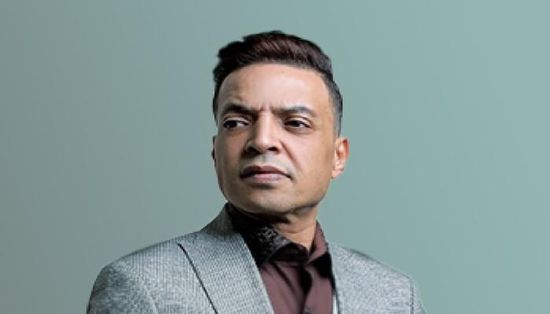 طارق الشيخ يعلن انفصاله عن زوجته: "أم عيالي"