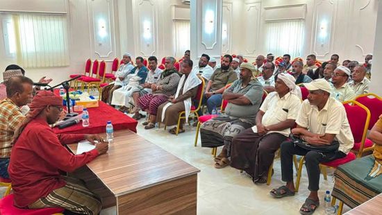 نقابات وادي حضرموت" تشكل لجنة تفاوضية وتطالب بحافز 100 ألف ريال للعمال