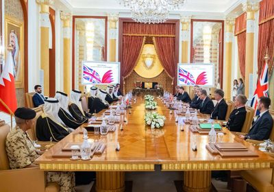 البحرين والمملكة المتحدة تناقشان تطورات الأوضاع الإقليمية والدولية