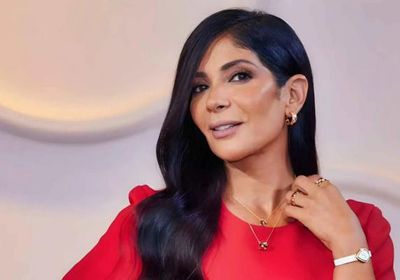 منى زكي تخوض أولى بطولاتها الأصلية مع "شاهد"