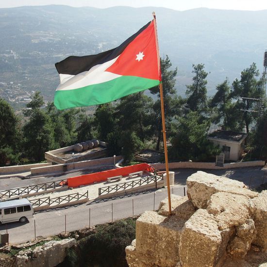 الأردن يدين هجومًا إيرانيا على ناقلتي "أدنوك" بمضيق هرمز