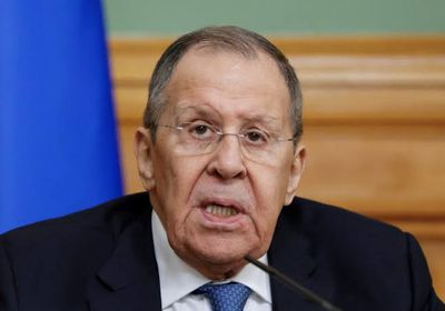 لافروف: روسيا تعتقد أن أمريكا تدعم الهجمات الأوكرانية وتطالبها بالرد