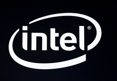 "إنتل" تخطط لرفع قيمة طرح أسهمها إلى 20 مليار دولار