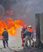 18 مصابًا في انفجار مستودع نفطي شمالي العراق