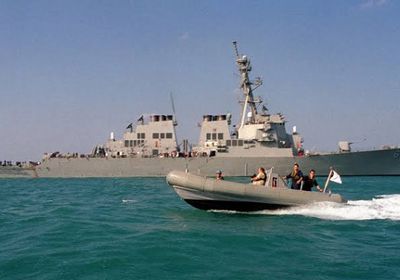 مدمرة أمريكية تقضي 4 أيام في بحر الصيني بسبب عطل تقني