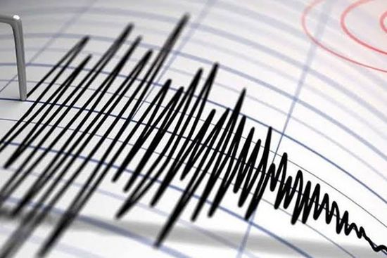 زلزال بقوة 5.8 درجة يضرب جزيرة فلوريس بإندونيسيا