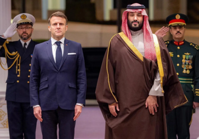 ولي العهد السعودي يغادر إلى فرنسا