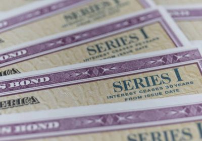 ارتفاع الأسهم الأمريكية في المستهل مع هدوء سوق السندات