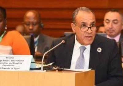 عبدالعاطي ونظيره اليوناني يبحثان خفض التصعيد بالمنطقة