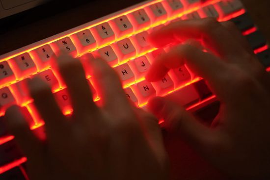 "سيفبال" تسجل اختراقًا للبيانات يطال بيانات 40 ألف عميل