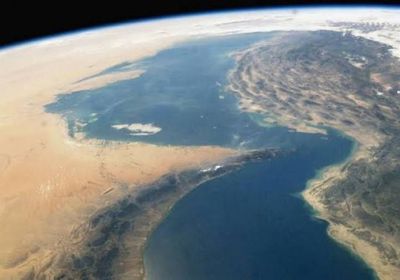 إيران تهدد بإغلاق مضيق هرمز مجددًا