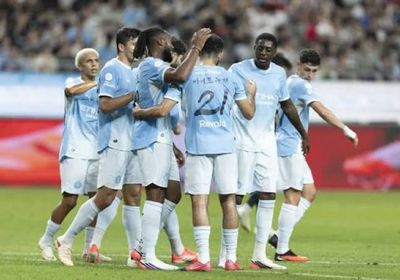 ماريسكا يفتح ملف خليفة رودري في مانشستر سيتي
