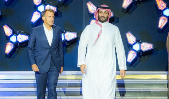 محمد بن سلمان وماكرون في ختام مونديال الرياضات الإلكترونية بباريس