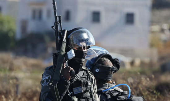 إصابة إسرائيلي إثر عملية طعن قرب العوجا في غور الأردن