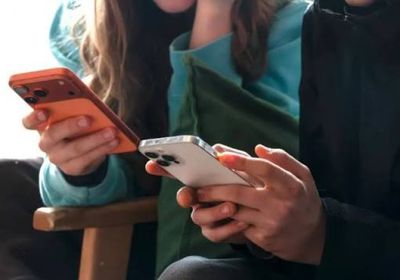 نيوزيلندا تعتزم حظر مواقع التواصل لمن هم دون الـ16عامًا