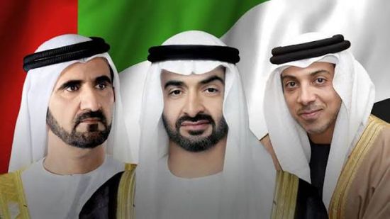 رئيس الإمارات ونائباه يهنئون رئيس أوكرانيا بذكرى&lrm; استقلال بلاده