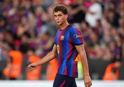 برشلونة يتحرك لمكافأة حمزة عبدالكريم 