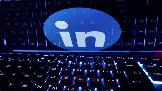أداة جديدة تتيح للمستخدمين الإبلاغ عن منشورات ردئية مولدة بالـAI