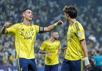 ماني يقود 10 لاعبين من النصر لقلب النتيجة والفوز 3-2 أمام الاتفاق