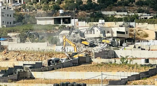 مستوطنون يختطفون فلسطينيين شمال الضفة الغربية