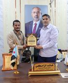 انتقالي عدن يمنح أبو ردفان القطيبي درع الوفاء والثبات