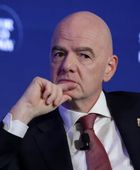 اليويفا يطلب من محكمة أمريكية وثائق للفيفا لرفع دعوى ضد إنفانتينو