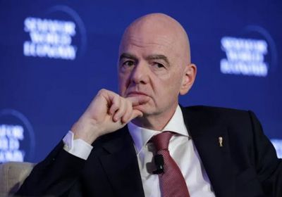اليويفا يطلب من محكمة أمريكية وثائق للفيفا لرفع دعوى ضد إنفانتينو