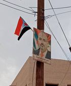 شباب الغضب يبدأ رفع أعلام الجنوب بحي الشيشان ضمن حملة "هويتي جنوبية"